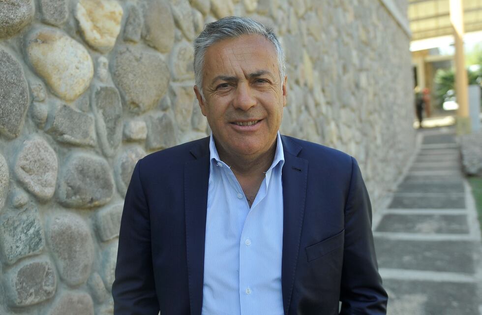 Alfredo Cornejo pidió que Aníbal Fernández se “retracte” por el ataque al dibujante Nik