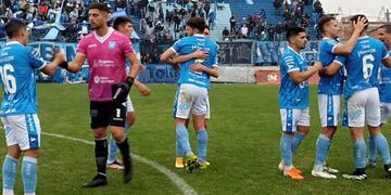 Estudiantes de Río Cuarto y un triunfazo ante San Telmo. (Prensa Estudiantes RC).