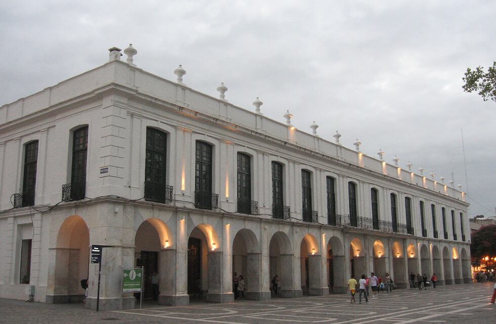 El Cabildo de Córdoba tendrá cambio de guardia todos los días, como atractivo