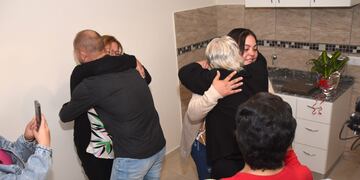 Entrega de viviendas en Tránsito