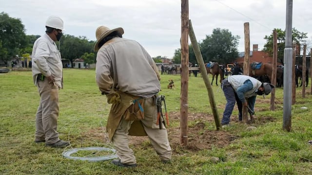 inicio de obras en el terreno en conflicto en el barrio Campo Verde, en San Salvador de Jujuy