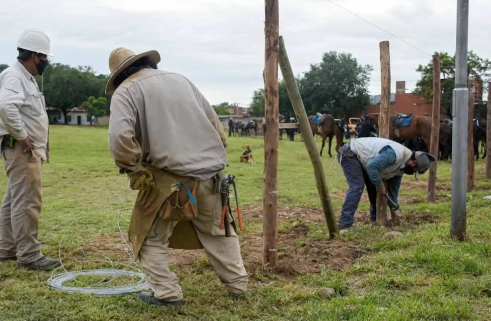 Cancha o colegio: continúa la tensión por el predio en Campo Verde