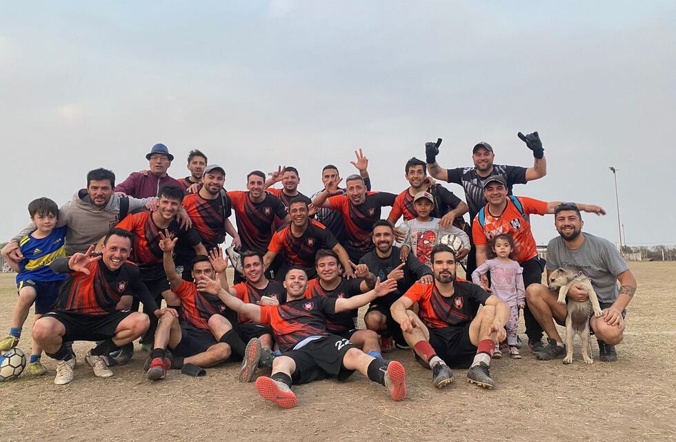 El duro es el Campeón de Campeones se quedó con el Súper Triangular del STIA