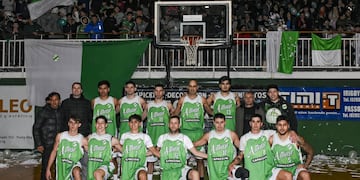 Altense afronta la segunda semifinal del torneo de Segunda ante Barracas. (Foto: Néstor Franchi).