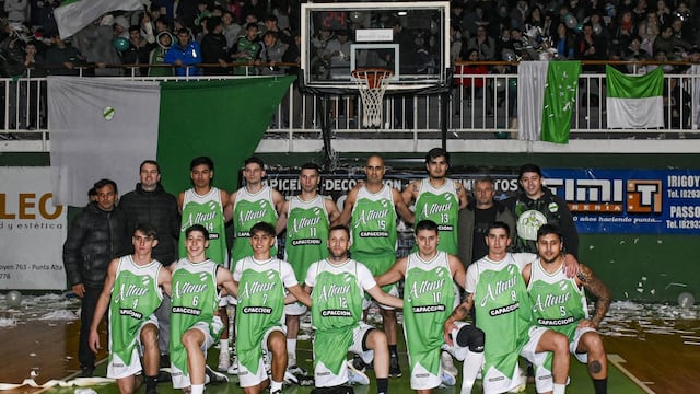 Altense afronta la segunda semifinal del torneo de Segunda ante Barracas. (Foto: Néstor Franchi).