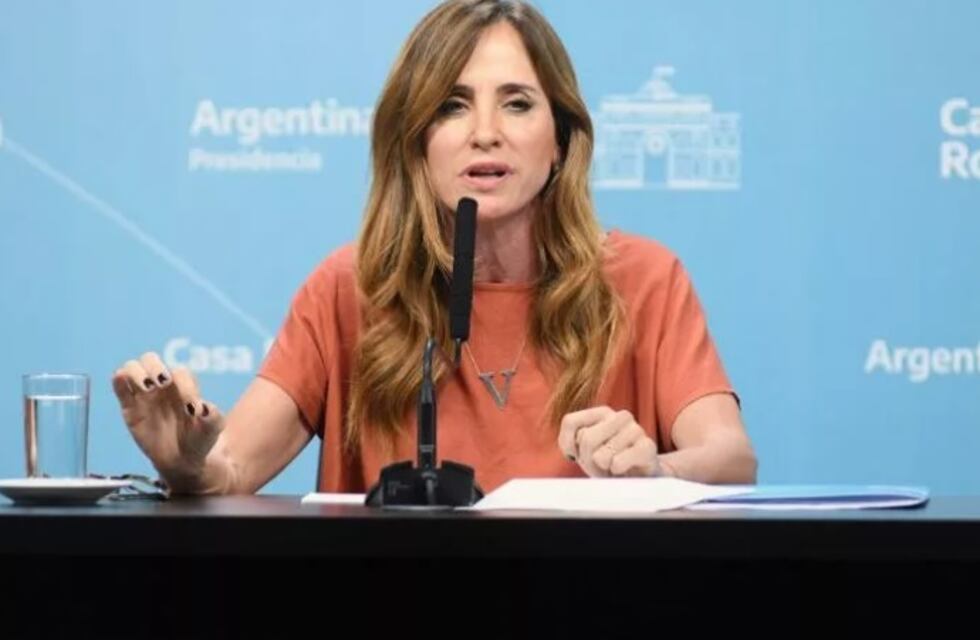 Tolosa Paz se presentará en Puerto Esperanza: entregará elementos e inaugurará obras