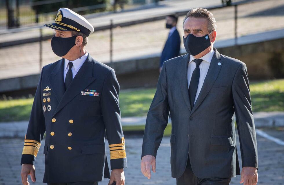 Agustín Rossi se despidió de su cargo de ministro de Defensa en un acto oficial