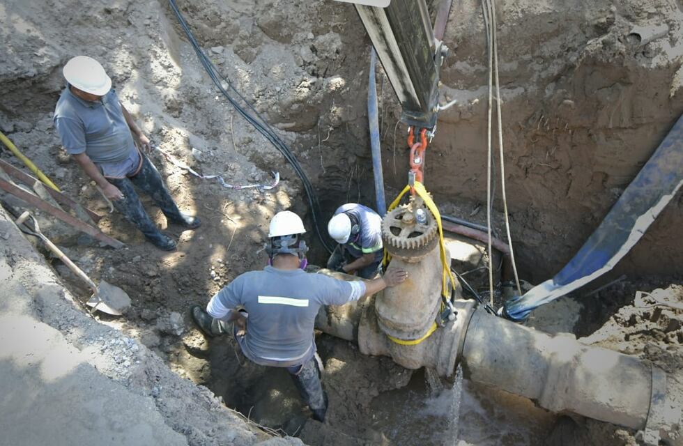Por corte total del servicio recomiendan reservar agua
