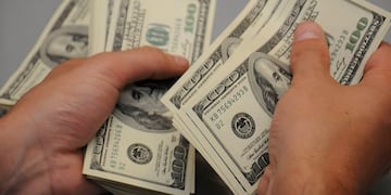 Sigue subiendo el precio del dólar paralelo.