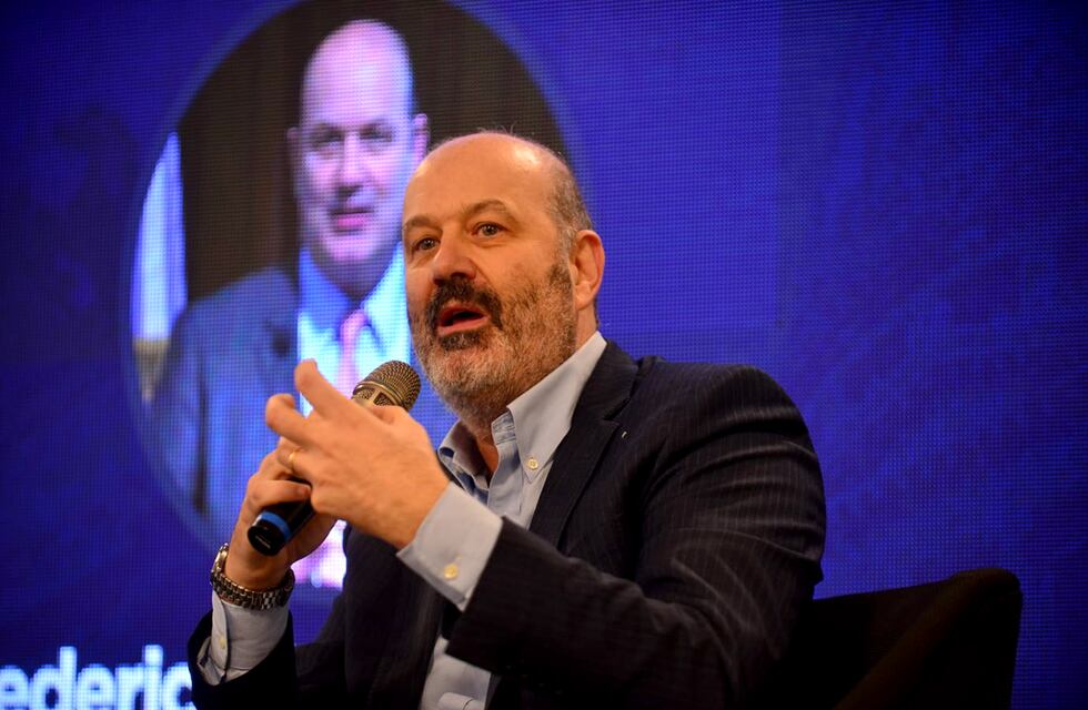 El Gobierno confirmó a Federico Sturzenegger como nuevo ministro: de qué estará a cargo