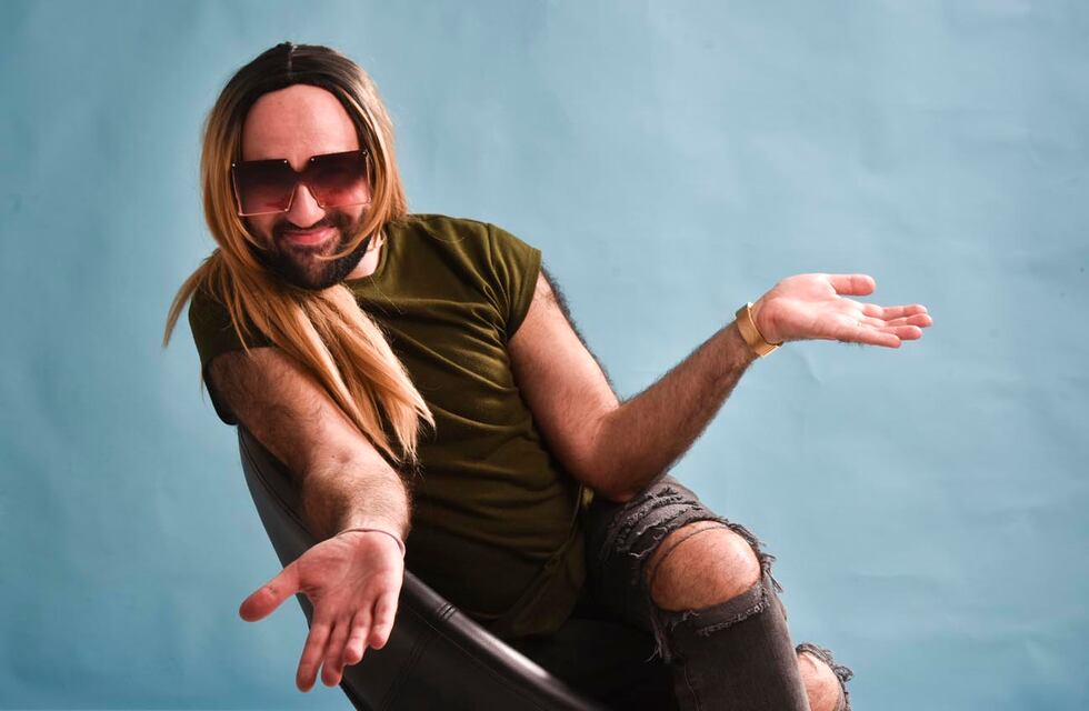 Sin freno ni tapujos: Hermana Beba, el cordobés que agita las redes con su irónica visión de la actualidad