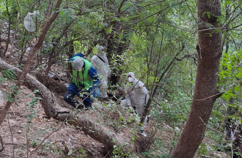 La peor noticia: el cuerpo hallado en un barranco es del joven Enzo Astorga