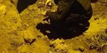 El niño se habría escondido por miedo a otros niños.