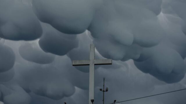 Impresionantes. Las nubes mastodónicas en el cielo de La Falda (La Voz).