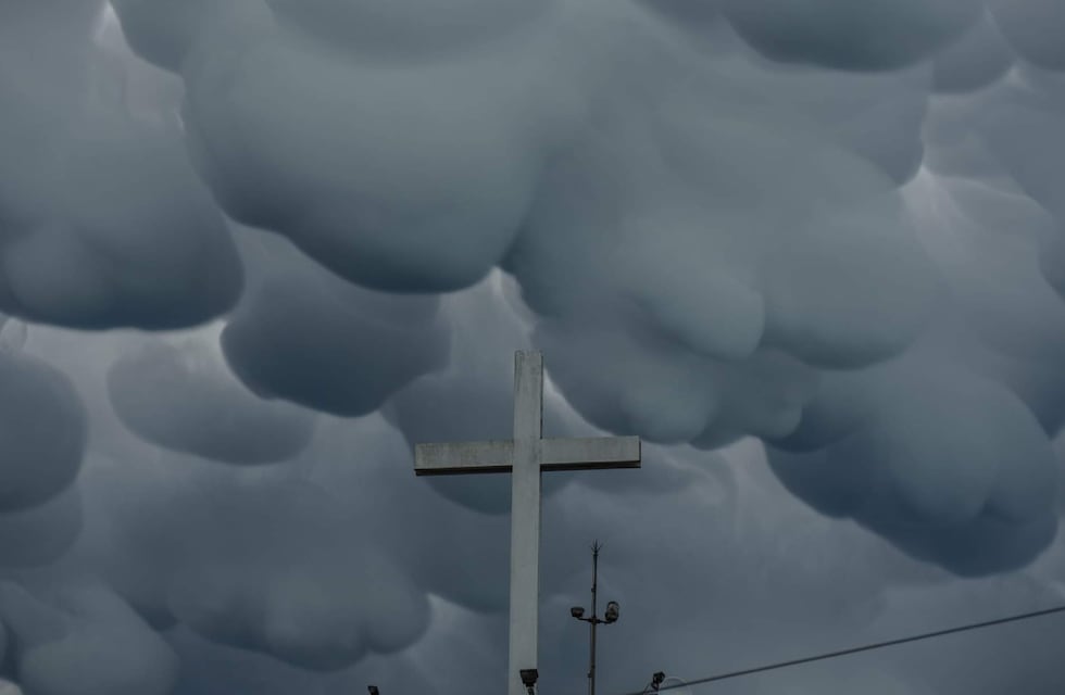 El clima en Córdoba: las extrañas nubes “burbuja” que se formaron en la tormenta