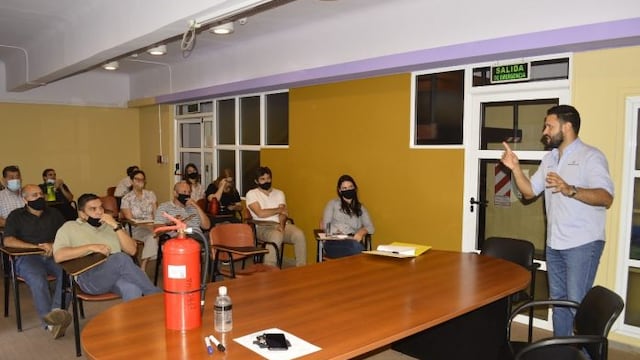 Personal del IProDHa recibió capacitación ante contingencia de incendios.