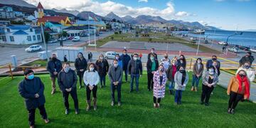 La secretaria de Planificación e Inversión Pública de Ushuaia, Dra. Gabriela Muñiz Siccardi, fue la encargada de guiar la recorrida.