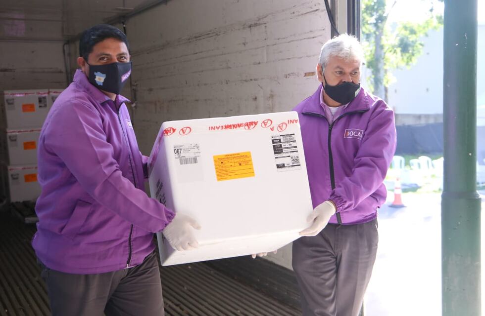 Tucumán recibió una nueva partida de vacunas antigripales