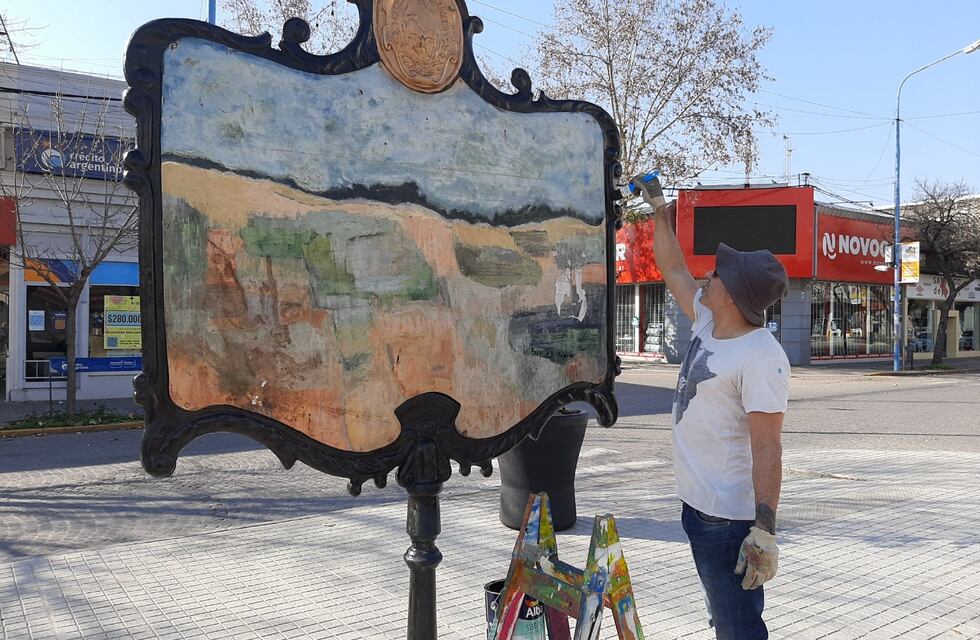 Ya restauran las históricas pantallas urbanas de bulevar Santa Fe