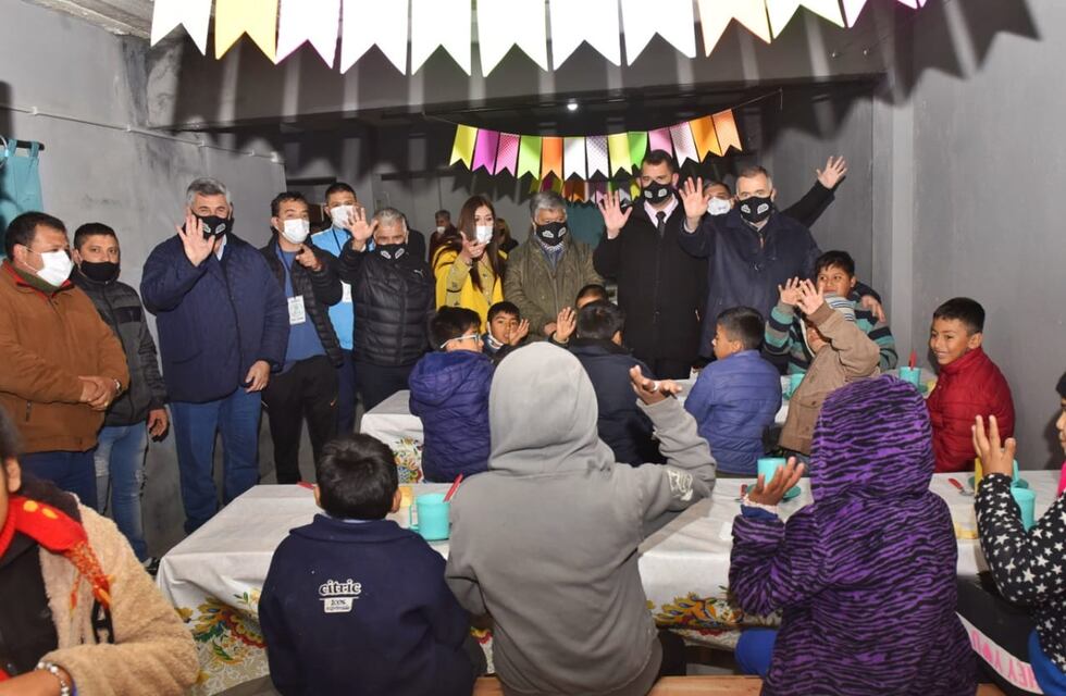 El vicegobernador Osvaldo Jaldo visitó la Fundación Felices los Niños en Lules