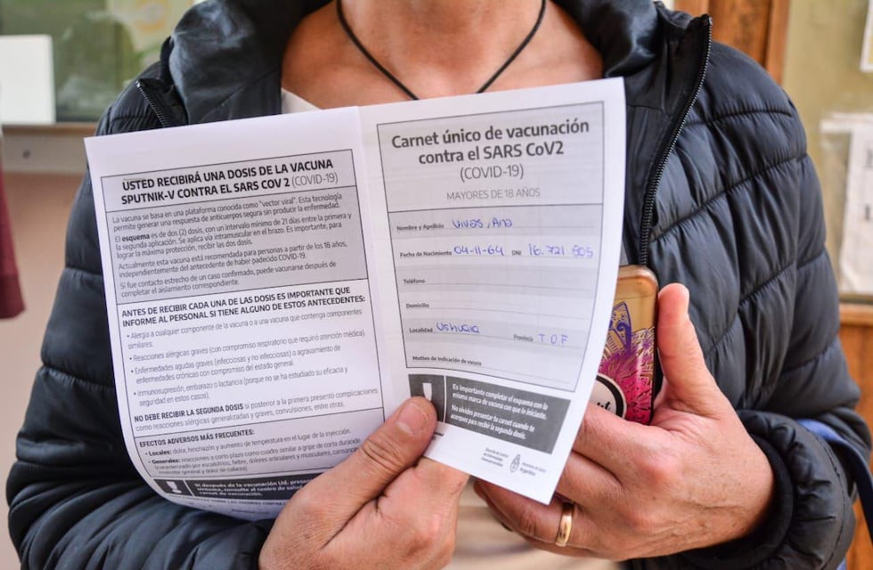 La Subsecretaría de Políticas Sanitarias inició la vacunación contra el Covid-19