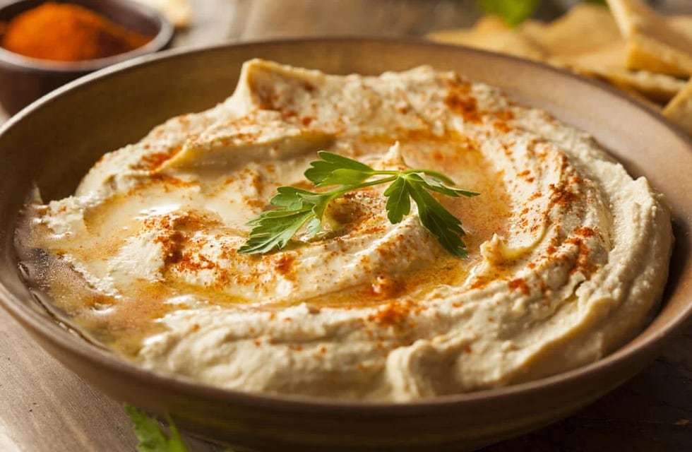 Cómo hacer el hummus de garbanzos de Juana Viale: rico, sano y natural
