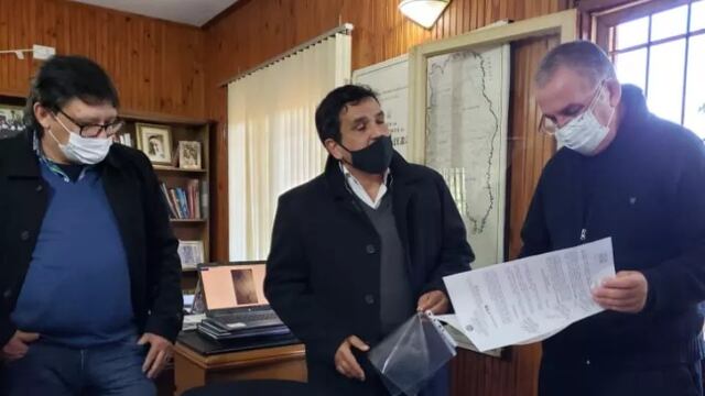 Estuvieron facilitando asesoramientos,  consultas y trámites diversos a instituciones educativas de Wanda.