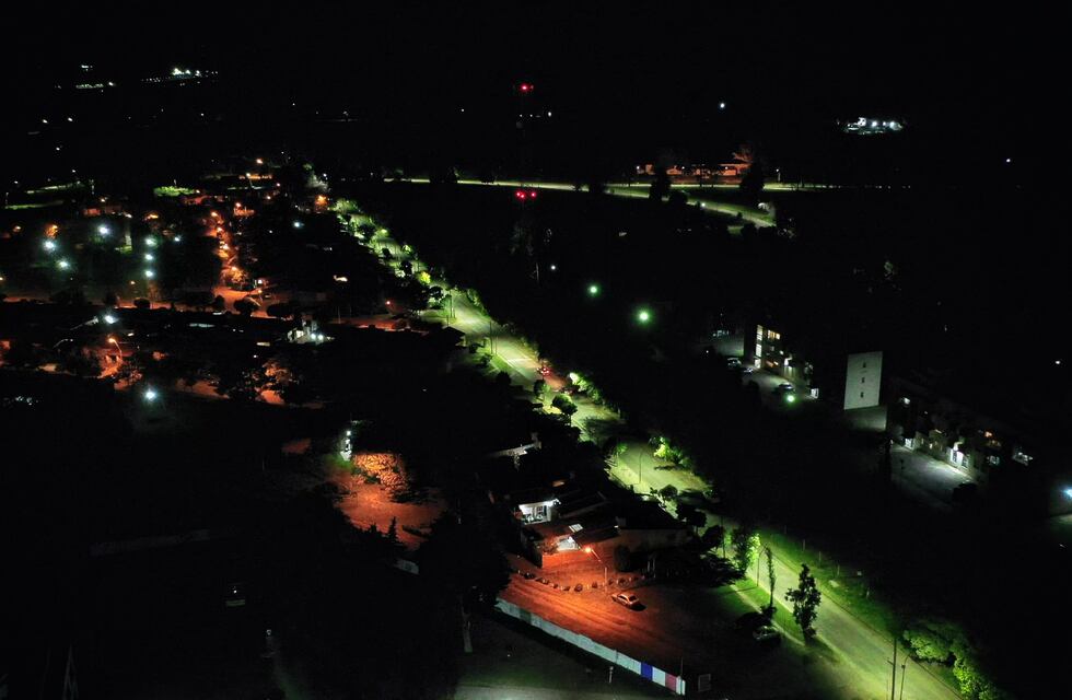 Aseguran que continúa el recambio de luminarias LED en distintos sectores de Punta Alta