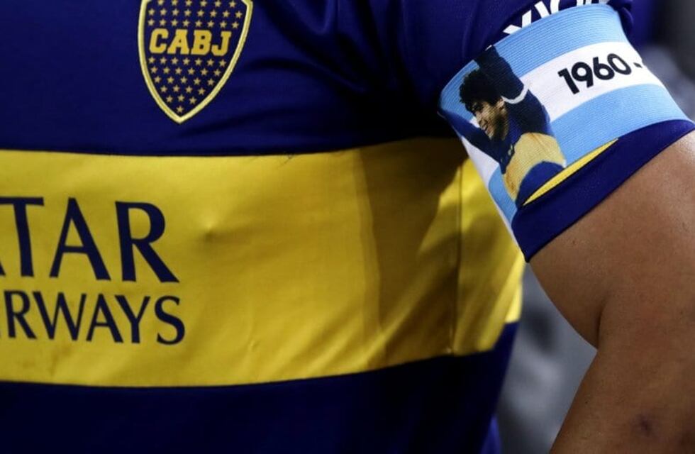 La camiseta de Maradona en Boca fue elegida como la más linda de la historia