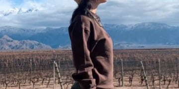 Lali, luego de los espectáculos de Disciplina Tour, en el Arenas Maipú, se tomó un respiro en una bodega mendocina.