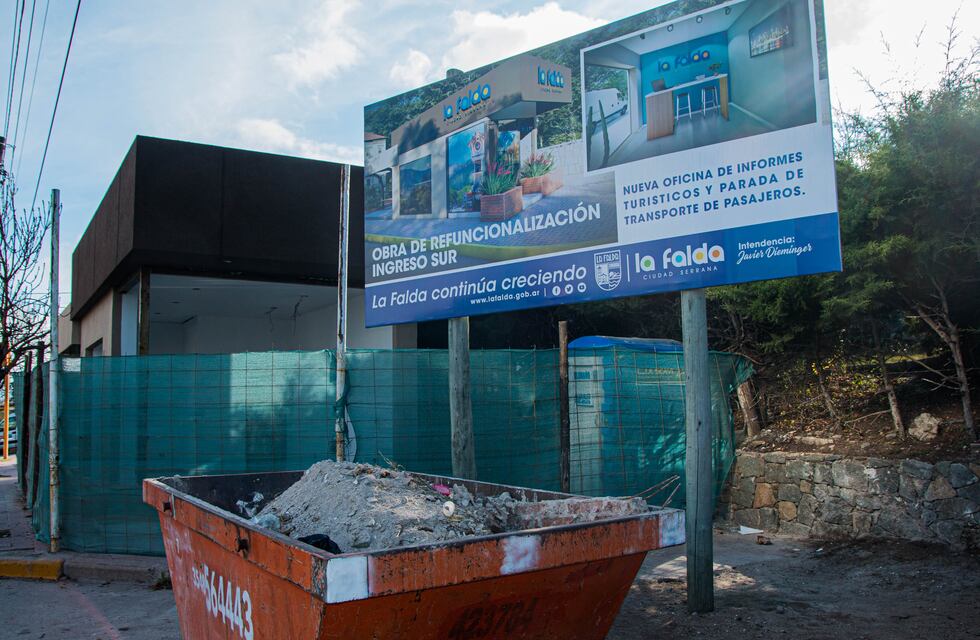 Vandalizaron la nueva garita de turismo en La Falda