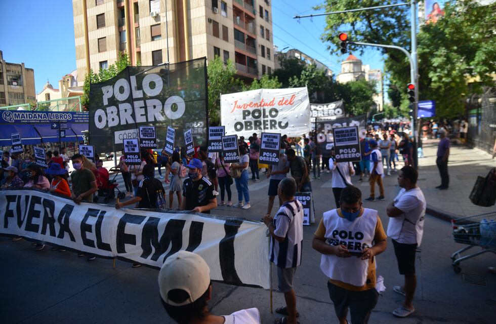 Otra jornada complicada para el tránsito en Córdoba: organizaciones sociales marchan en el centro