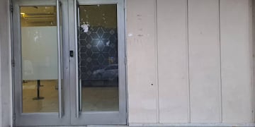 Frente a la sucursal de San Martín y Juan B. Justo hallaron una vaina servida.