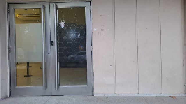 Frente a la sucursal de San Martín y Juan B. Justo hallaron una vaina servida.