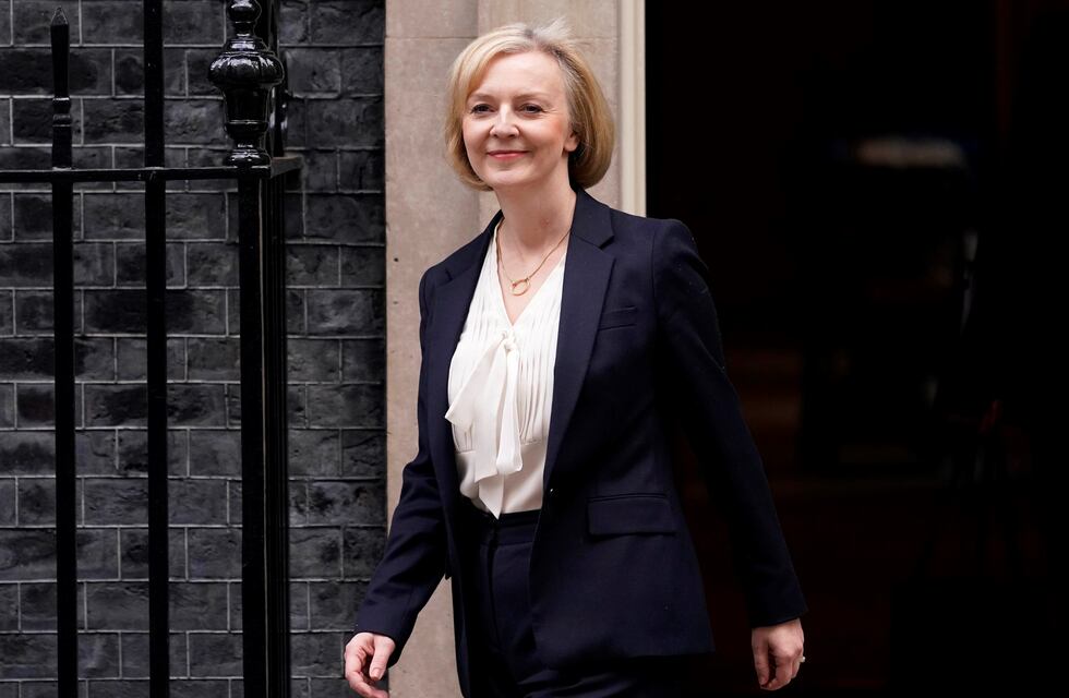 Renunció la primera ministra de Reino Unido, Liz Truss: duró 45 días en el cargo