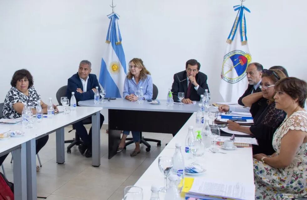 Paritarias en Jujuy: sindicatos docentes analizan la propuesta de Sadir