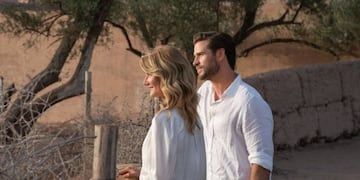 Netflix: la comedia romántica que cautiva con sus personajes y paisajes de ensueño y está entre las más vistas