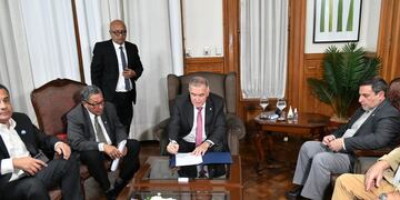 Jaldo firmó recomposición salarial con AME y prometen más aumentos según la inflación.