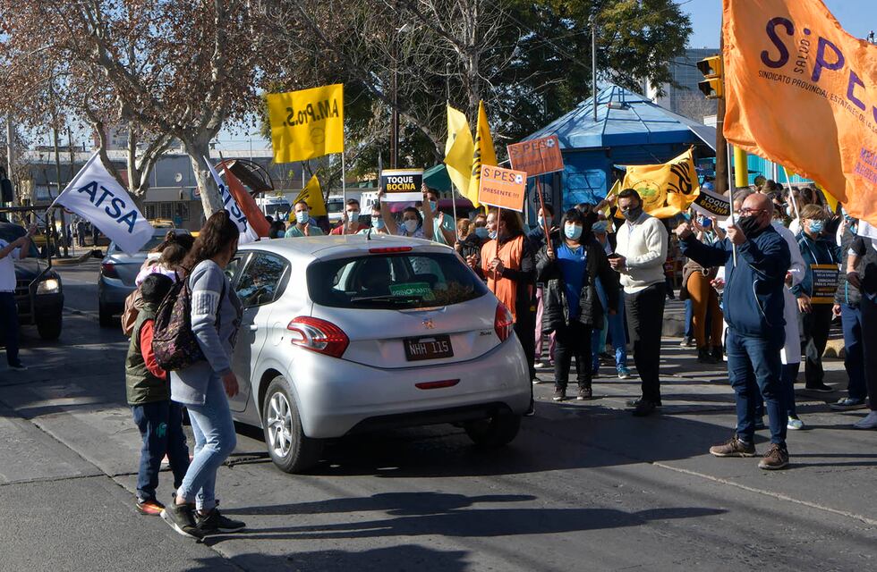Profesionales de la salud harán un paro por 48 horas