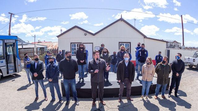 Perez: “Venimos a mostrarles hechos concretos. Este es uno de ellos: acercar el Estado a nuestros vecinos”