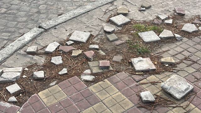 Así se encuentra la esquina Ayacucho y Bv. Roca