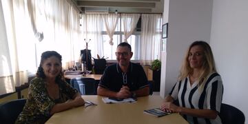 La Licenciada Graciela Maubé y la Abogada Valeria Brunone, presentaron al Secretario de Gobierno y Modernización, Germán Bottero, el proyecto de creación de una Brigada de Protección Animal Rafaela