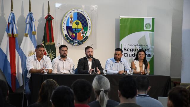 AGENTES MUNICIPALES DE LA SALA DE MONITOREO SON CAPACITADOS POR EL MINISTERIO DE JUSTICIA Y SEGURIDAD DE SANTA FE