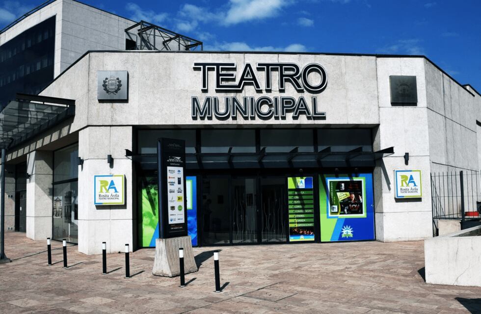 El Teatro Rosita Ávila renueva su cartelera con espectáculos para todas las edades
