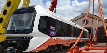 "Se cumplió el sueño de que el tren vuelva a pisar vías jujeñas, esto es increíble, después de treinta años", dijo el coordinador general de la Unidad Ejecutora, Emiliano Rodríguez.