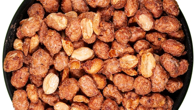 Esta forma de hacer garrapiñada casera es muy sencilla de replicar.