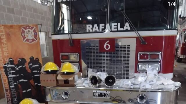 Entregaron materiales a los bomberos voluntarios