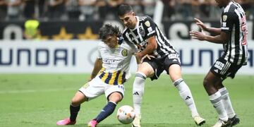 El equipo rosarino presionó, pero no llegó a igualar