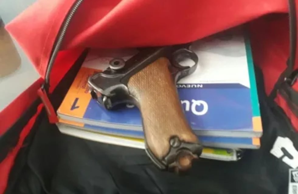 Córdoba: investigan si el alumno que fue con un arma al colegio también abusó sexualmente a un compañero