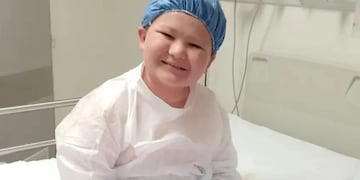 En Tunuyán recibieron con una caravana a un niño que superó el cáncer gracias a un trasplante de médula ósea.